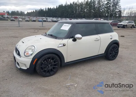 2009 Mini Cooper S z USA, uszkodzony, nr VIN WMWMF73549TT94370